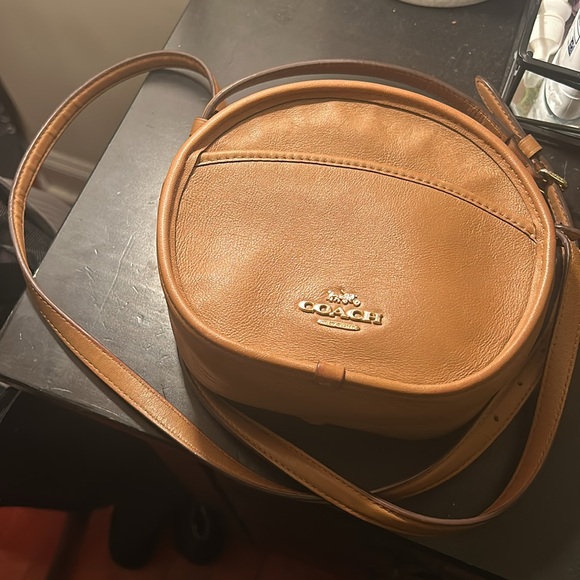 Coach Cross Body Bag - Picture 2 of 12